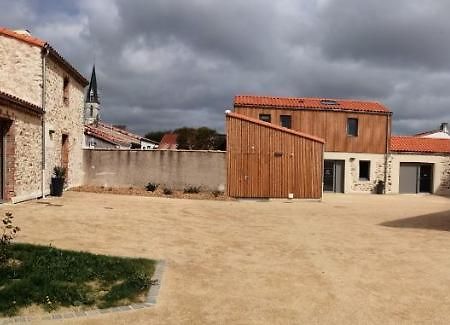 La Borderie - Maison Des Randonnees - Gite Etape - Gite De Groupe Vairé Exterior foto
