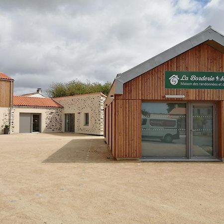 La Borderie - Maison Des Randonnees - Gite Etape - Gite De Groupe Vairé Zimmer foto